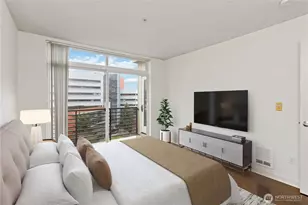 300 110th Ave NE, Bellevue, WA 98004 - Photo 15