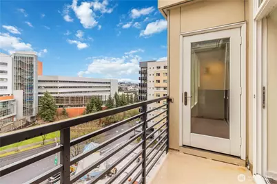 300 110th Avenue NE #610, Bellevue, WA 98004 - Photo 17