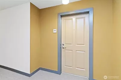 300 110th Avenue NE #610, Bellevue, WA 98004 - Photo 3