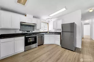 241 Foster Creek Rd, Toledo, WA 98591 - Photo 9