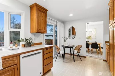 13054 SE 161st Street, Renton, WA 98058 - Photo 11