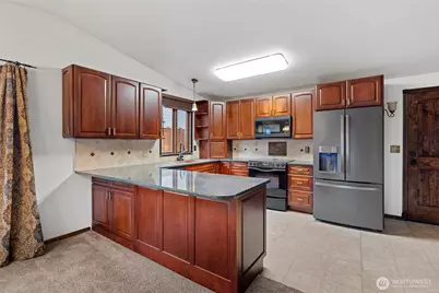 5032 122nd Street SE, Everett, WA 98208 - Photo 9