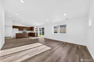 108 N Saratoga Way, Moses Lake, WA 98837 - Photo 5