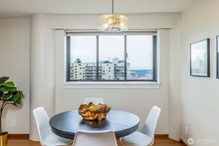 1120 Spring St, Seattle, WA 98104 - Photo 11