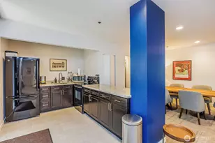 1120 Spring St, Seattle, WA 98104 - Photo 37