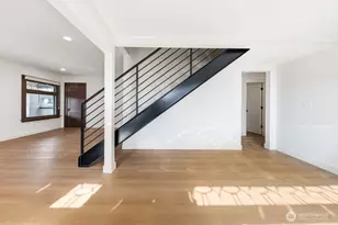 11738 Phinney Ave N, Seattle, WA 98133 - Photo 13