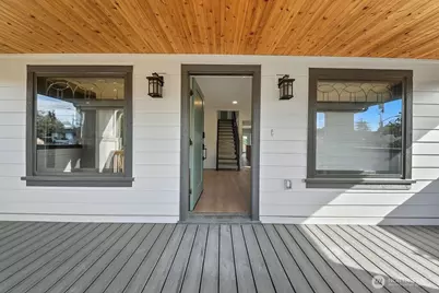 11738 Phinney Avenue N #A, Seattle, WA 98133 - Photo 3