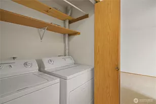 700 N 160th St, Shoreline, WA 98133 - Photo 15