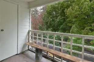 700 N 160th St, Shoreline, WA 98133 - Photo 7