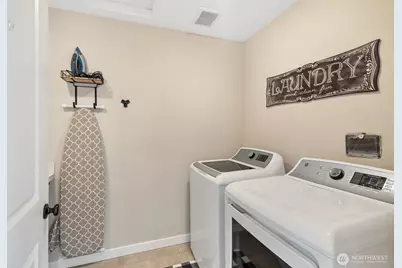 676 E White Oak Avenue, La Center, WA 98629 - Photo 33