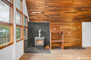 17118 Riverview Way E, Enumclaw, WA 98022 - Photo 17