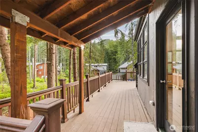 17118 Riverview Way E, Enumclaw, WA 98022 - Photo 9