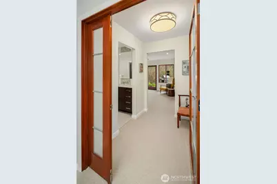 14740 SE 56th Street, Bellevue, WA 98006 - Photo 17