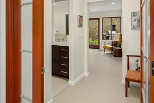 14740 SE 56th St, Bellevue, WA 98006 - Photo 17