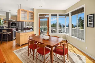 14740 SE 56th St, Bellevue, WA 98006 - Photo 7