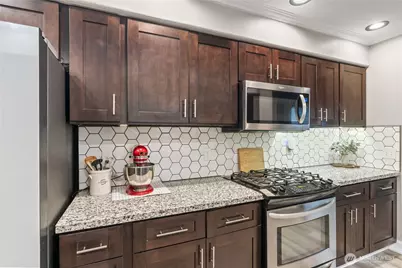 2312 Cherry Street, Hoquiam, WA 98550 - Photo 9