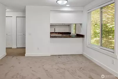 15244 SE 43rd Street #C202, Bellevue, WA 98006 - Photo 13