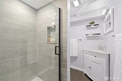 7558 12th Avenue NW, Seattle, WA 98117 - Photo 31