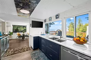 303 Puyallup St, Steilacoom, WA 98388 - Photo 7