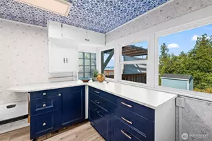 303 Puyallup St, Steilacoom, WA 98388 - Photo 9