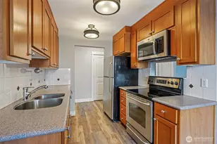 8025 234th Street SW, Edmonds, WA 98026 - Photo 7