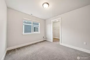 111 Love Dr, Enumclaw, WA 98022 - Photo 25