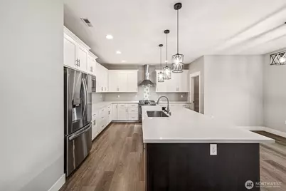 111 Love Drive, Enumclaw, WA 98022 - Photo 7