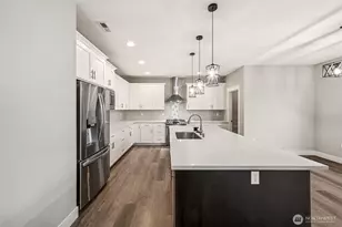 111 Love Dr, Enumclaw, WA 98022 - Photo 7