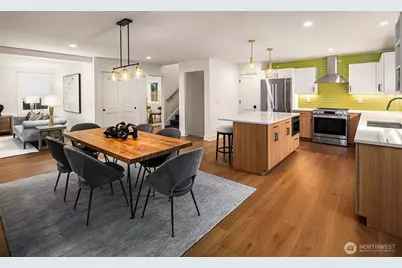 4402 Letitia Avenue S, Seattle, WA 98118 - Photo 9