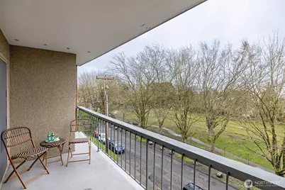 732 11th Avenue E #304, Seattle, WA 98102 - Photo 15