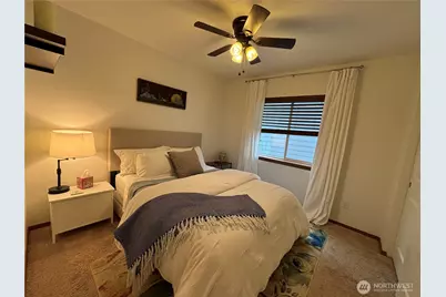 680 NE Nantucket Street, Bremerton, WA 98310 - Photo 11