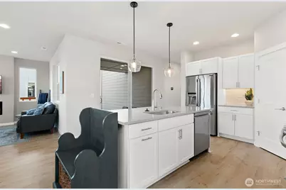 9702 5th Lane SW #9, Seattle, WA 98106 - Photo 7