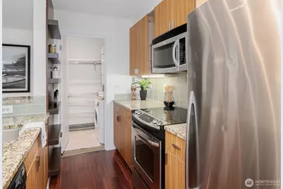 711 E Denny Way #306, Seattle, WA 98122 - Photo 9