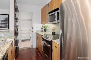 711 E Denny Way, Seattle, WA 98122 - Photo 9