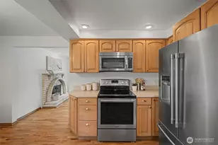 18519 Kenlake Pl NE, Kenmore, WA 98028 - Photo 11