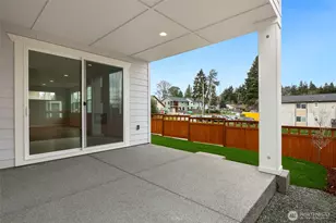 592 SW 97th St, Seattle, WA 98106 - Photo 27