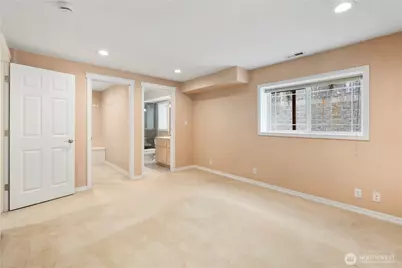 936 N 93rd Street, Seattle, WA 98103 - Photo 27