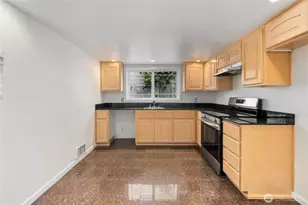 936 N 93rd St, Seattle, WA 98103 - Photo 35