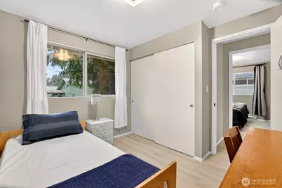 15575 14th Avenue NE, Shoreline, WA 98155 - Photo 17