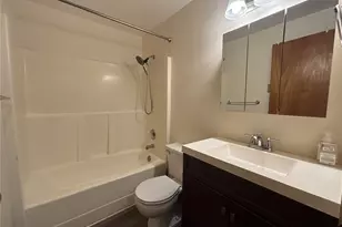 221 Willow St, Bremerton, WA 98310 - Photo 7