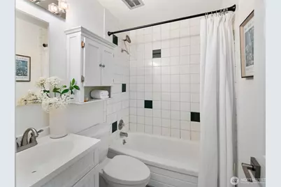 2703 Boylston Avenue E #302, Seattle, WA 98102 - Photo 33