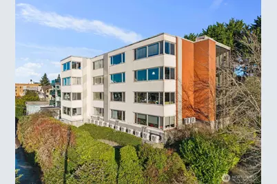 2703 Boylston Avenue E #302, Seattle, WA 98102 - Photo 1