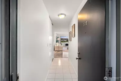 2703 Boylston Avenue E #302, Seattle, WA 98102 - Photo 9