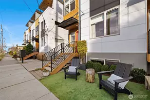 2422 55th Ave SW, Seattle, WA 98116 - Photo 3