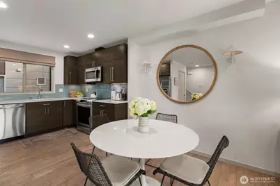 2422 55th Avenue SW, Seattle, WA 98116 - Photo 11