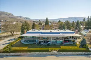 301 S 3rd St, Chelan, WA 98816 - Photo 3