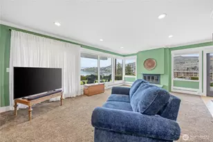 301 S 3rd St, Chelan, WA 98816 - Photo 23