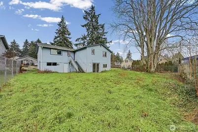 8418 S Thompson Avenue, Tacoma, WA 98444 - Photo 9