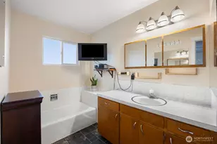 8507 NE Hillcrest Dr, Moses Lake, WA 98837 - Photo 17