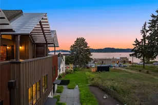 4533 Flying Goat Ave NE, Bainbridge Island, WA 98110 - Photo 7